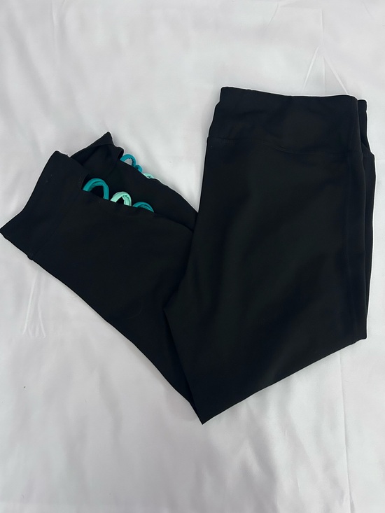 GAIAM Pants - Gaiam OM Pop Capri Leggings With Strappy Detail Size Large